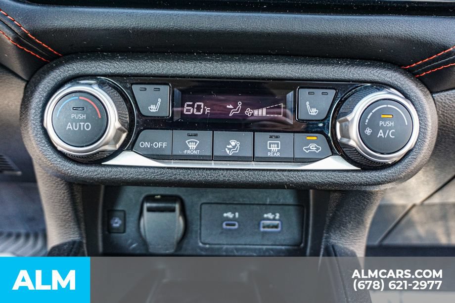 Used 2024 Nissan Versa SR FWD image 39