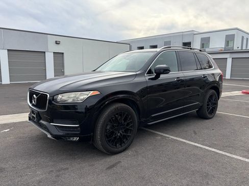 Used 2016 Volvo XC90 T6 Momentum image 3