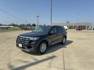 New 2025 Ford Explorer Active image 1