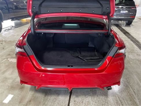 Used 2024 Toyota Camry SE image 22