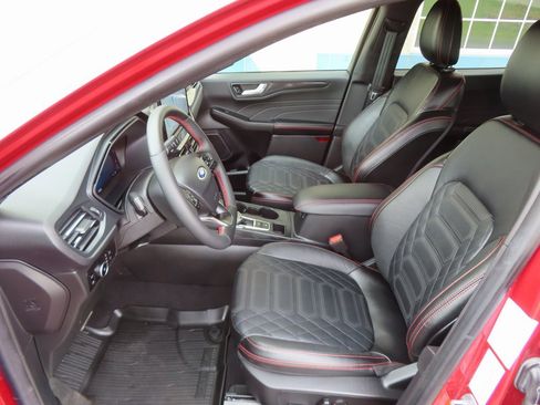 Used 2023 Ford Escape ST-Line Elite w/ Premium Technology Package image 21