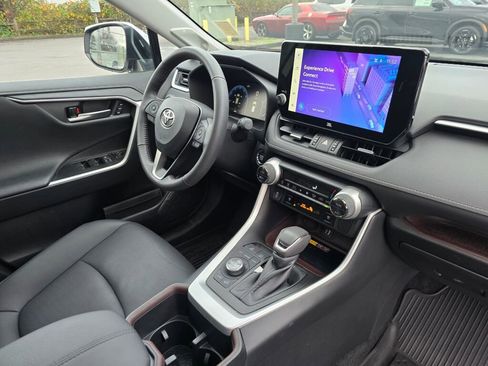 Used 2023 Toyota RAV4 Limited image 11