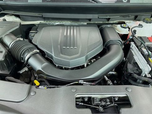 New 2026 Chevrolet Traverse Z71 w/ Driver Confidence Package image 33