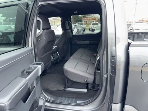 Used 2025 Ford F150 XLT w/ Equipment Group 302A MID image 21