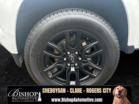 Used 2024 Chevrolet Colorado Z71 w/ Z71 Convenience Package 2 AWD/4WD image 25