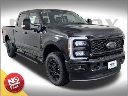 New 2026 Ford F250 Lariat w/ Black Appearance Package