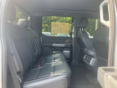 Used 2024 Ford F250 Lariat w/ Lariat Ultimate Package AWD/4WD image 13
