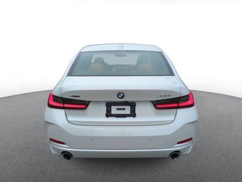 Used 2024 BMW 330i xDrive Sedan w/ Convenience Package image 9