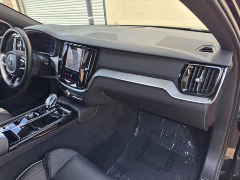 Used 2024 Volvo S60 T8 Plus AWD/4WD image 12