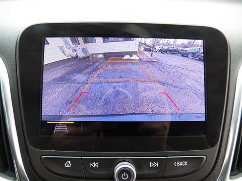 Used 2019 Chevrolet Equinox Premier image 22