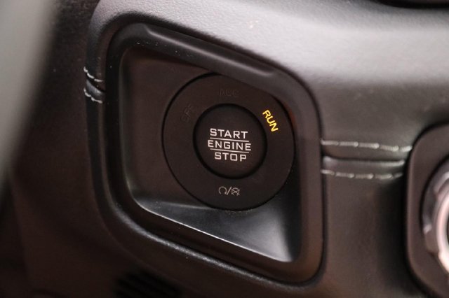 Used 2024 Jeep Wrangler Unlimited Rubicon 4xe AWD/4WD image 14