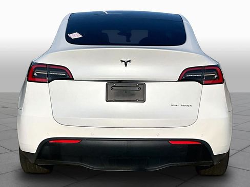 Used 2021 Tesla Model Y Long Range AWD/4WD image 4