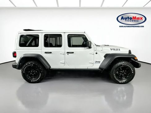 Used 2023 Jeep Wrangler Unlimited w/ Sun & Screen Package AWD/4WD image 10