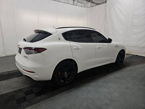 Used 2022 Maserati Levante GT image 4