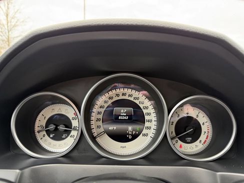 Used 2016 Mercedes-Benz E 400 4MATIC Coupe image 21