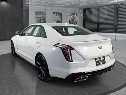 Used 2022 Cadillac CT4 V w/ Technology Package AWD/4WD image 7