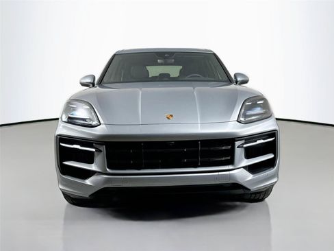 Certified 2026 Porsche Cayenne Coupe AWD/4WD image 10