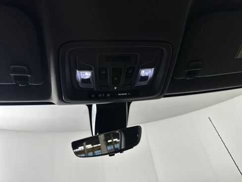 Used 2022 GMC Sierra 2500 Denali w/ Denali Ultimate Package image 24