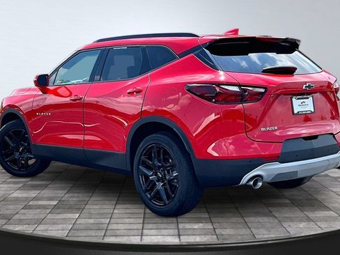 Used 2020 Chevrolet Blazer LT FWD image 13
