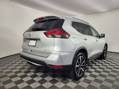 Used 2019 Nissan Rogue SL AWD/4WD image 5