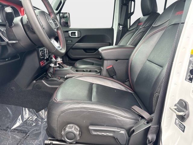 Used 2023 Jeep Gladiator Rubicon w/ LED Lighting Group AWD/4WD image 16