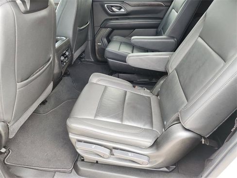 Used 2021 Chevrolet Suburban Z71 w/ Z71 Off-Road Package image 31
