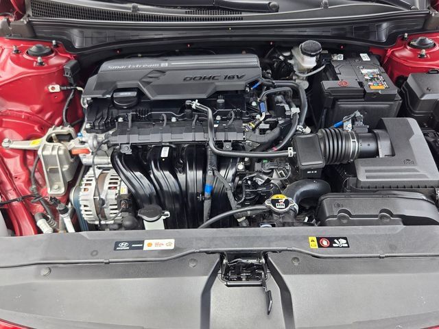 Used 2024 Hyundai Elantra SEL FWD image 20