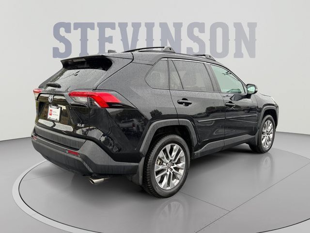 Certified 2023 Toyota RAV4 XLE Premium FWD image 5
