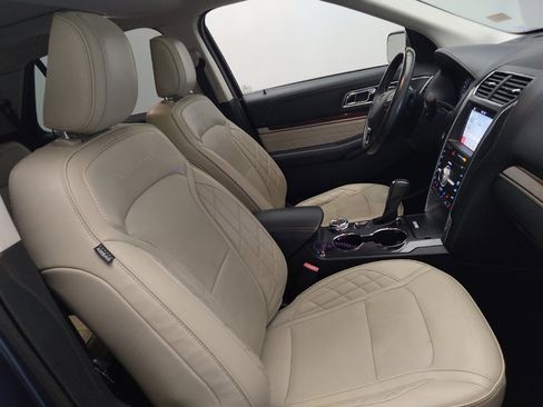 Used 2019 Ford Explorer Platinum AWD/4WD image 20
