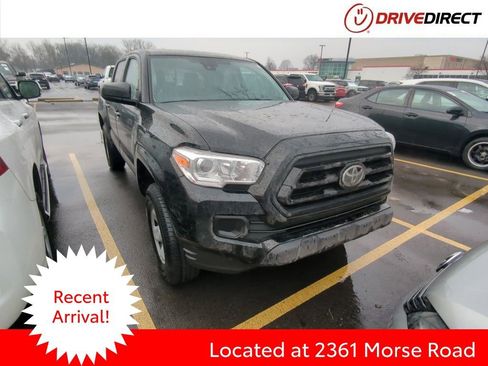 Used 2023 Toyota Tacoma SR image 1