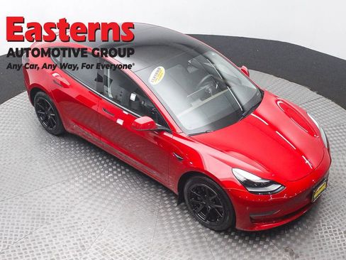 Used 2023 Tesla Model 3 Standard Range RWD image 3