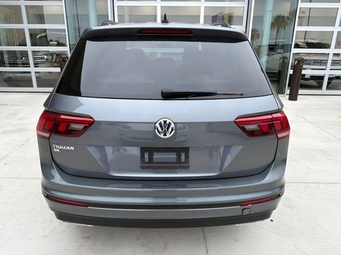 Used 2021 Volkswagen Tiguan SE R-Line FWD image 4