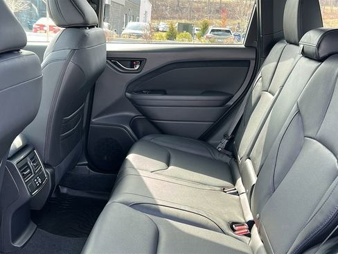 Certified 2025 Subaru Forester Limited image 24
