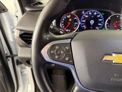 Used 2023 Chevrolet Traverse Premier AWD/4WD image 20