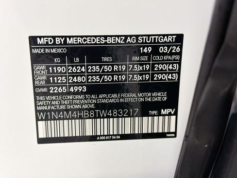 Used 2026 Mercedes-Benz GLB 250 4MATIC image 19