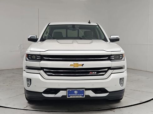 Used 2017 Chevrolet Silverado 1500 LTZ Z71 w/ LTZ Plus Package AWD/4WD image 9