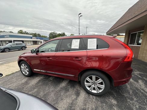Used 2017 Volvo XC60 T5 Inscription w/ Advanced Package AWD/4WD image 3