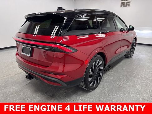 Used 2024 Lincoln Nautilus Reserve w/ Equipment Group 202A image 3