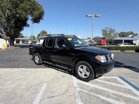 Used 2008 Nissan Frontier LE image 2