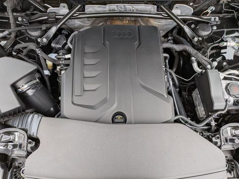 Used 2025 Audi Q5 Premium Plus w/ Premium Plus image 37