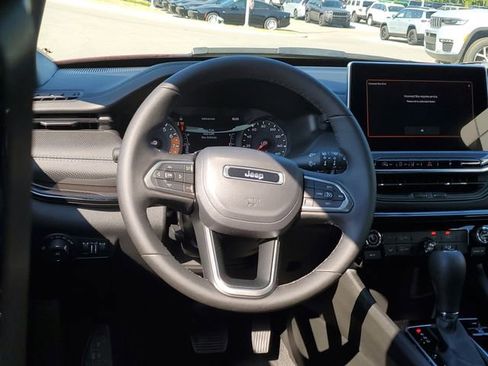 New 2026 Jeep Compass Latitude image 8