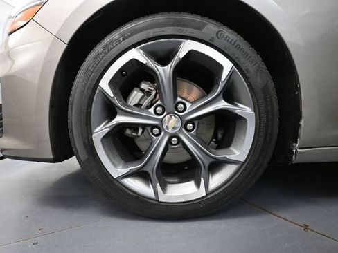 Used 2024 Chevrolet Malibu LT FWD image 16