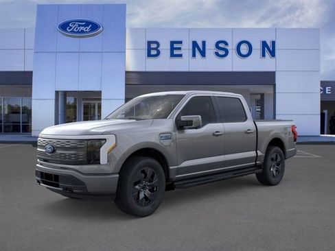 New 2025 Ford F150 Lightning Lariat image 4