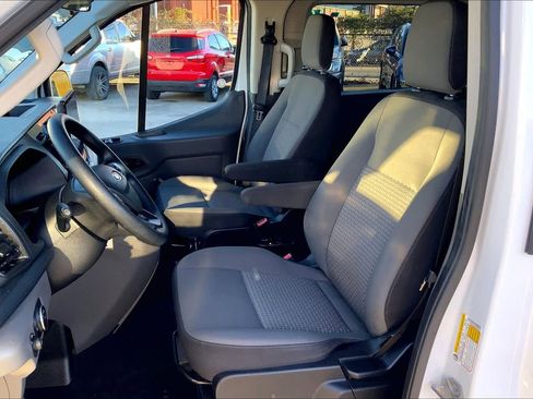 Used 2024 Ford Transit 350 XLT image 6