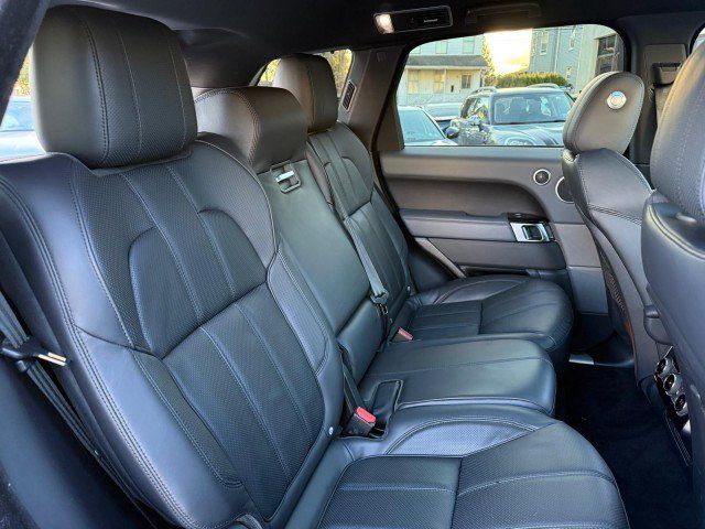 Used 2015 Land Rover Range Rover Sport Supercharged AWD/4WD image 11