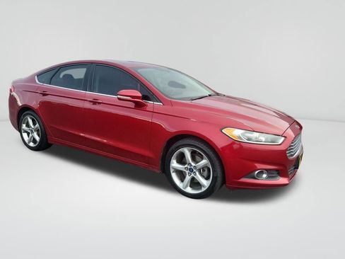 Used 2014 Ford Fusion SE image 9