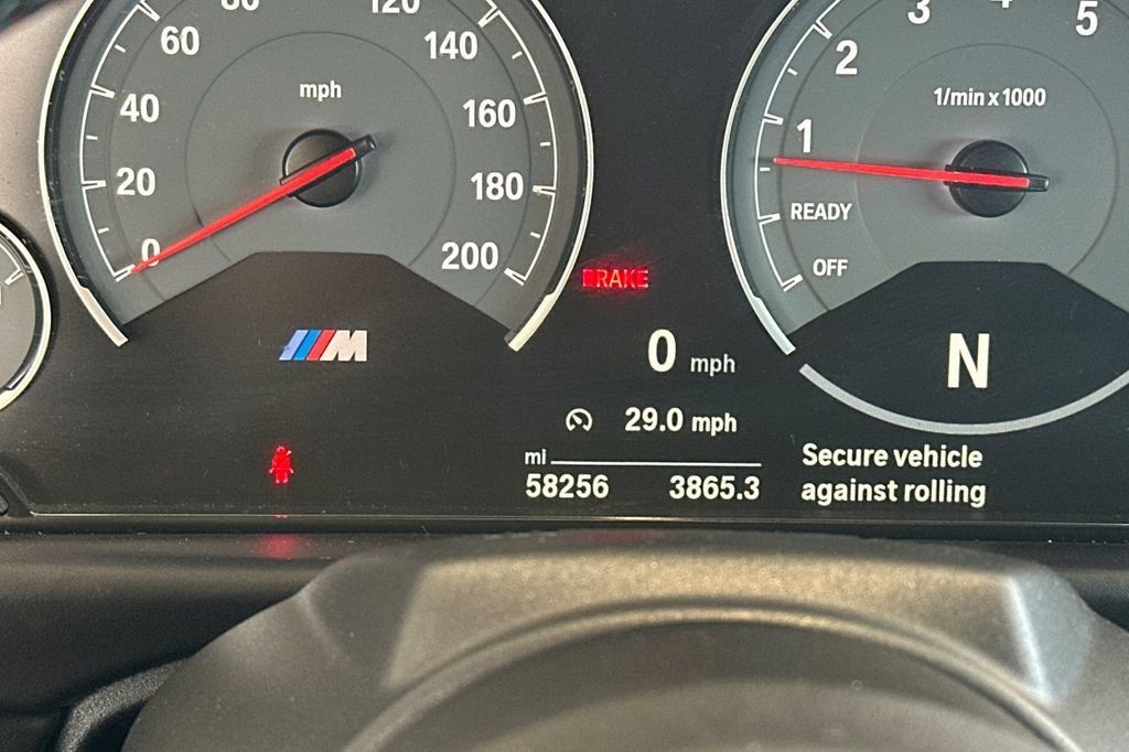 Used 2016 BMW M4 Convertible RWD image 24