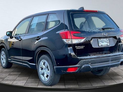 Used 2021 Subaru Forester AWD/4WD image 4