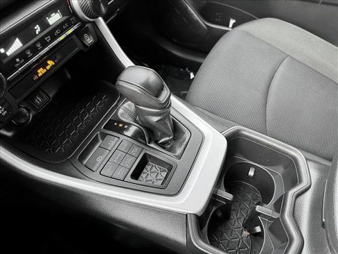 Used 2024 Toyota RAV4 LE image 16