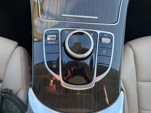 Used 2017 Mercedes-Benz C 300 4MATIC Sedan image 28